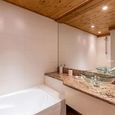 Meribel, 1 Piece, 4 Personnes - Fr-1-355-78 Apartment